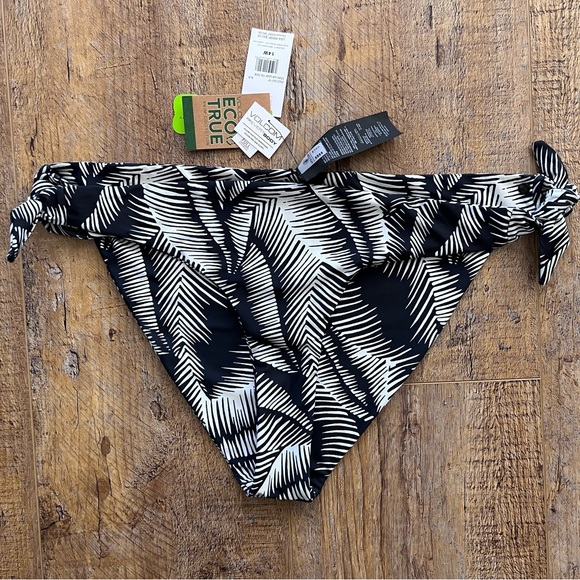 VOLCOM STAY OR LEAF TIE SIDE HIPSTER PLUS SIZE BIKINI BOTTOM - Picture 6 of 6